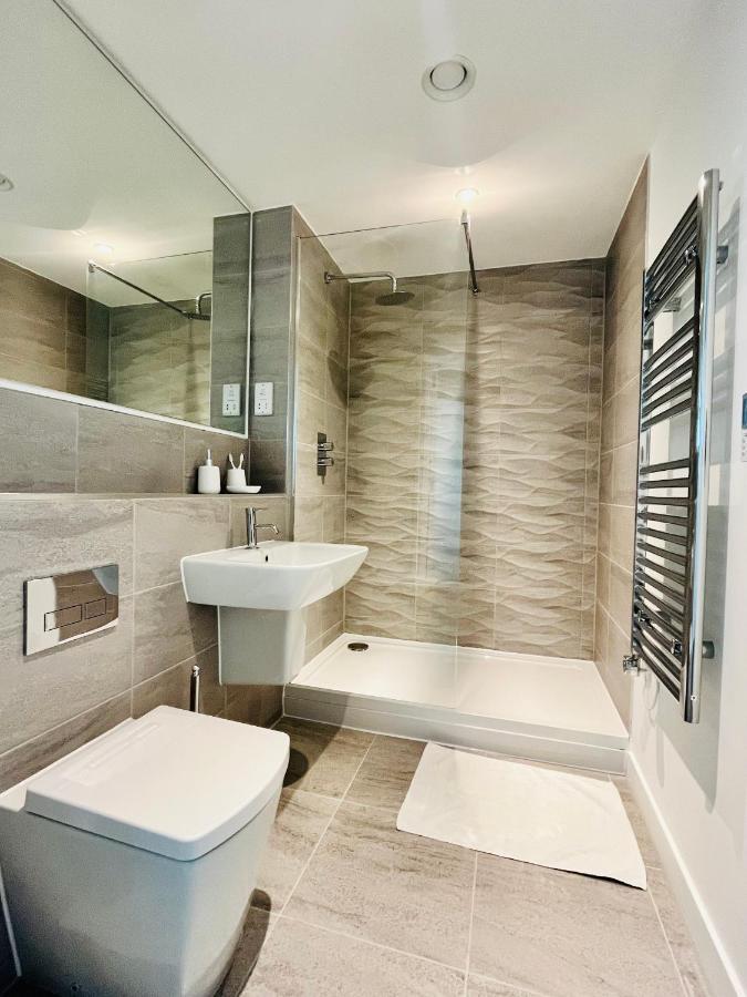 Fabulous One Bedroom Apartment Near Old Trafford Stadium Manchester Buitenkant foto