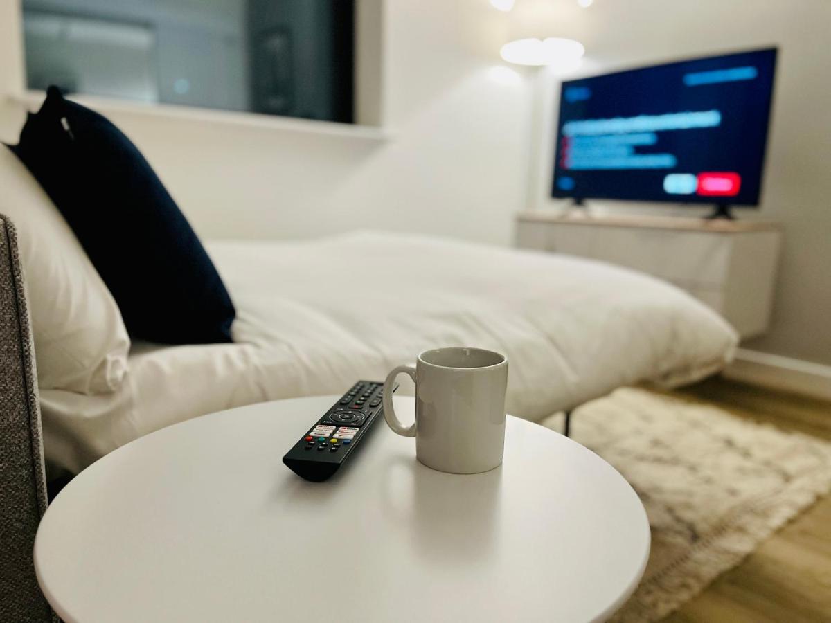 Fabulous One Bedroom Apartment Near Old Trafford Stadium Manchester Buitenkant foto